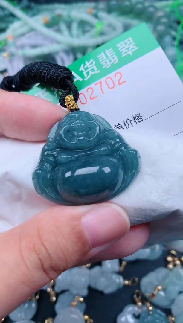 翡翠未镶嵌颈饰.0002702