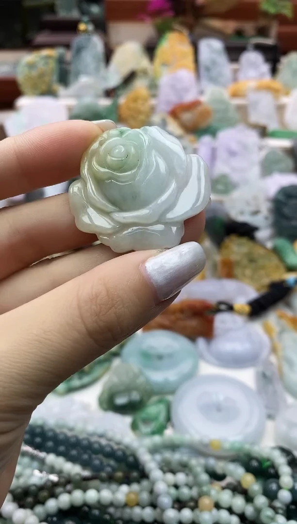 未镶嵌挂件翡翠009