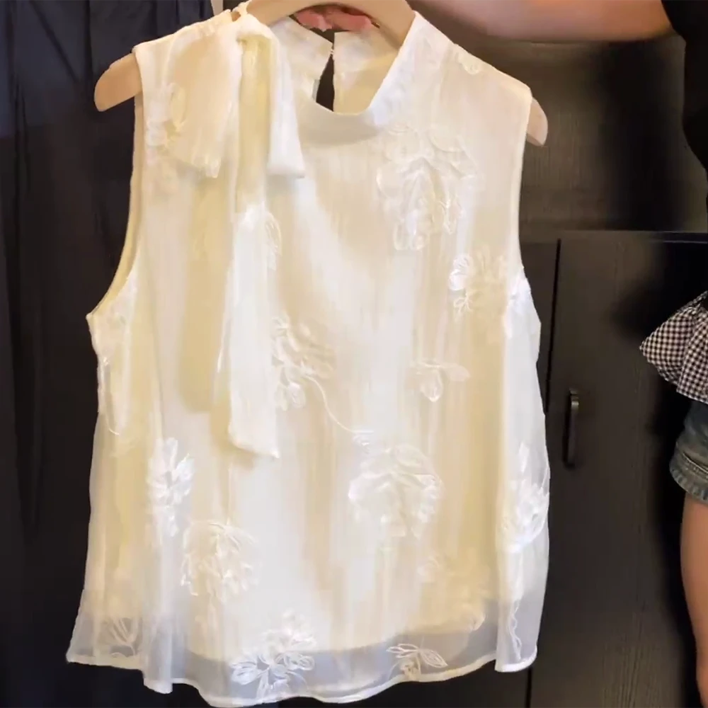 【甜心云云】媛温柔甜美气质立领绑带重工刺绣无袖衬衫C5680