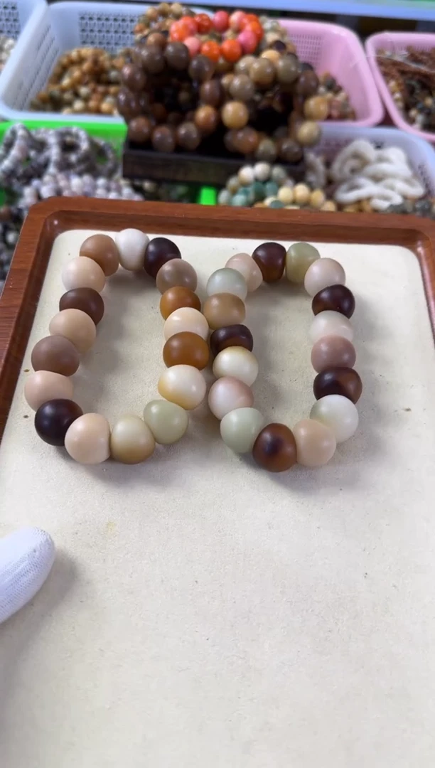 白玉菩提手串20墩墩肠微瑕