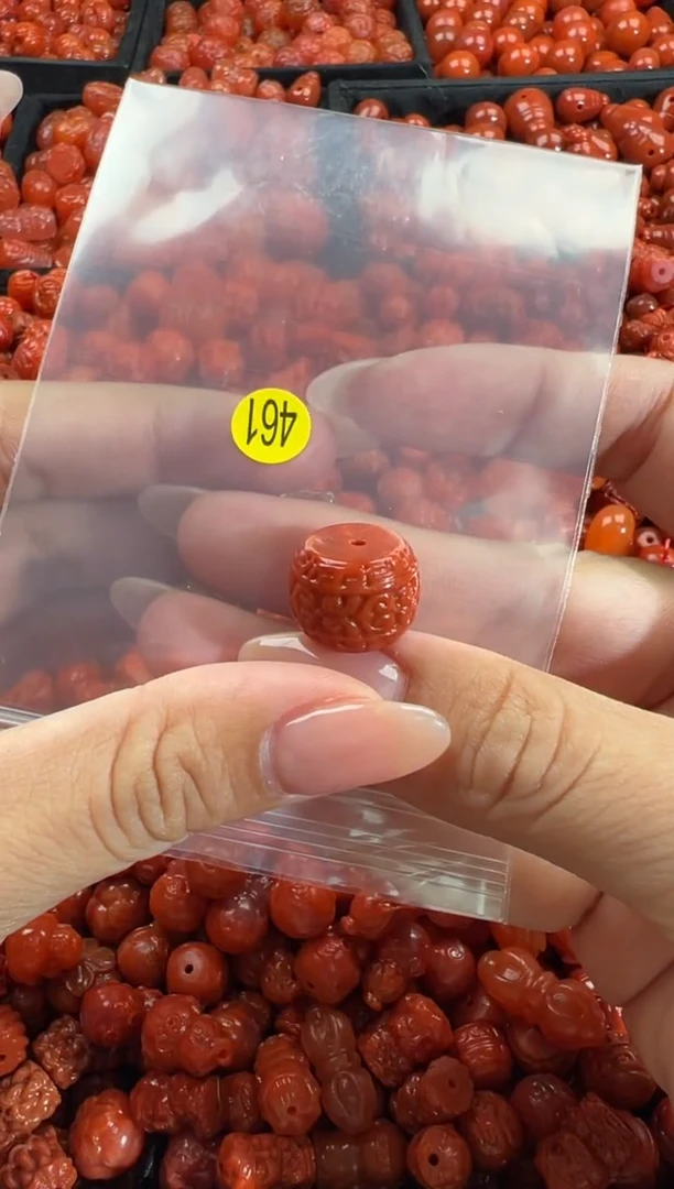 颈饰未镶嵌南红玛瑙1