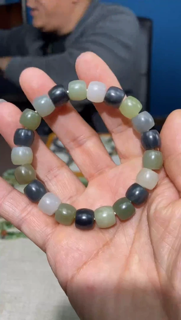 未镶嵌手链和田玉颜色多样性发货拍一发一