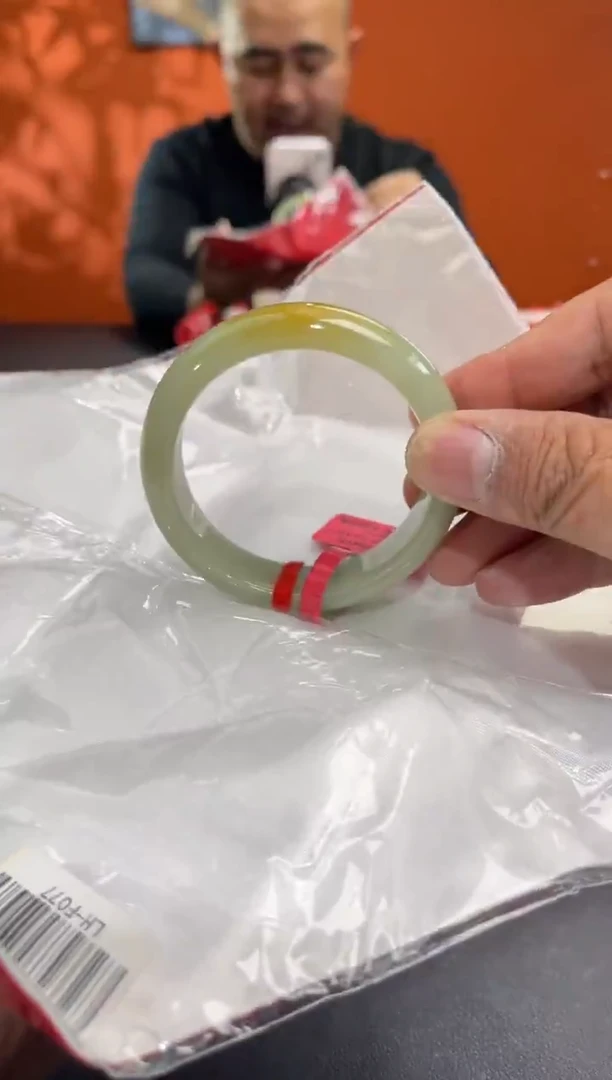 未镶嵌手镯翡翠d***g2