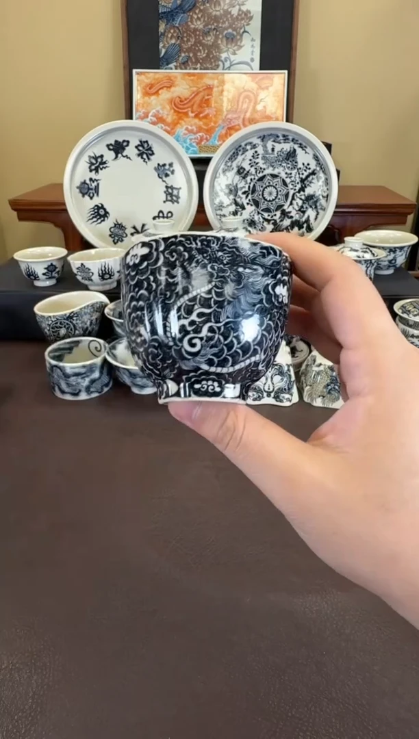 二号釉云墨麒麟手雷杯