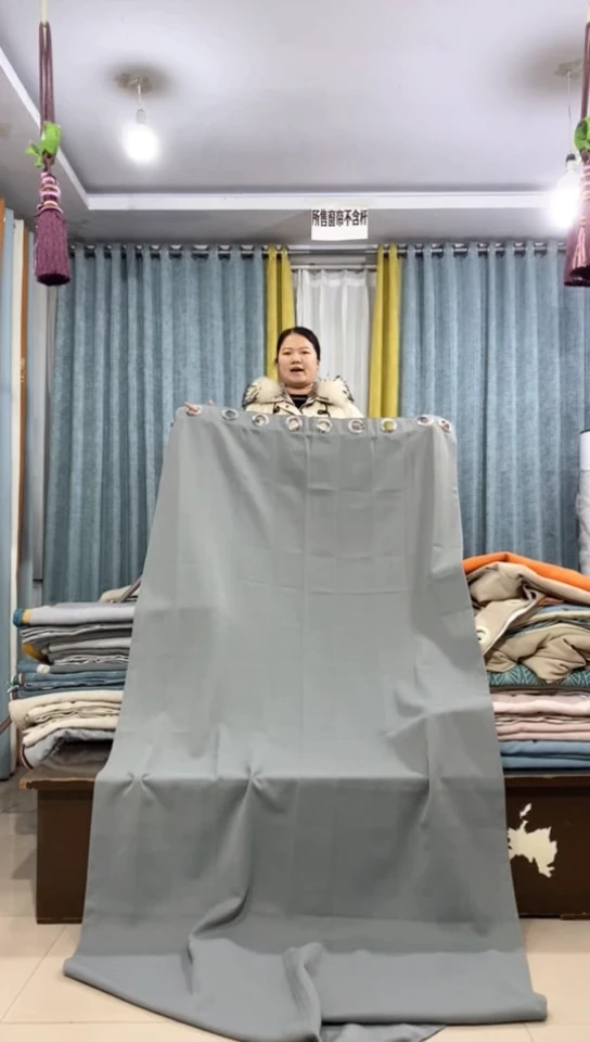 布成品窗帘      12