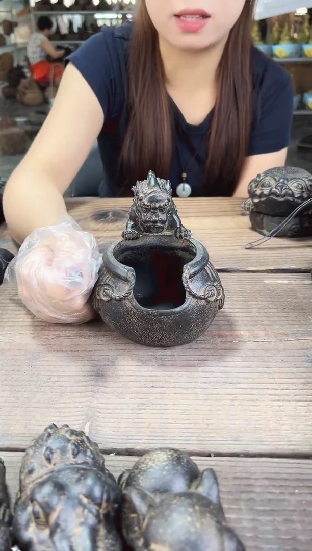 陶土【合成青石】代代富贵烟灰缸
