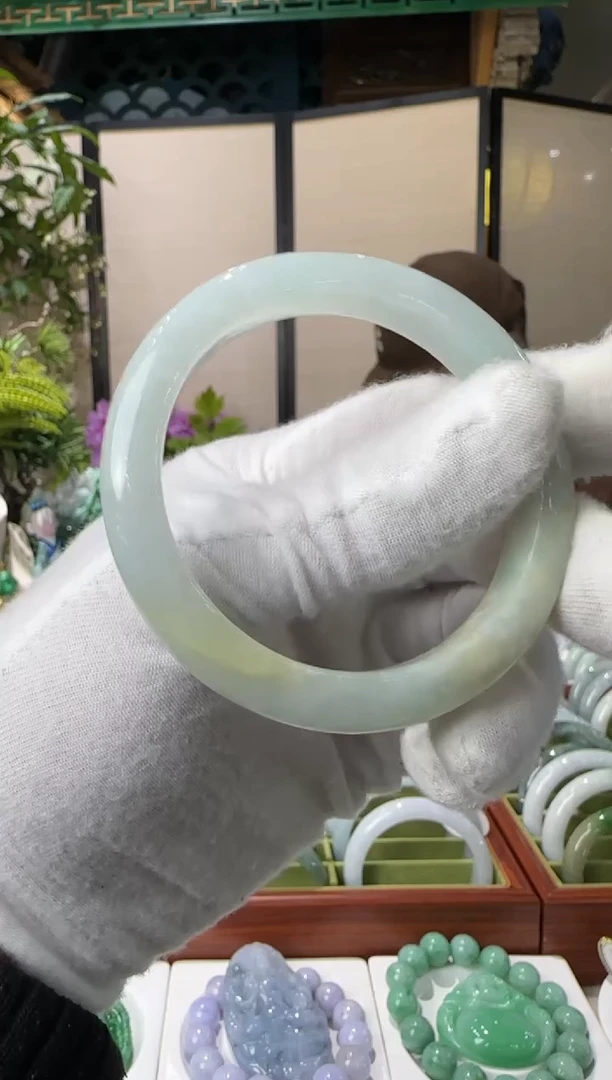 未镶嵌挂件翡翠手镯55