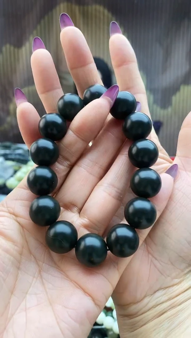 未镶嵌手串和田玉沙枣青一线天16