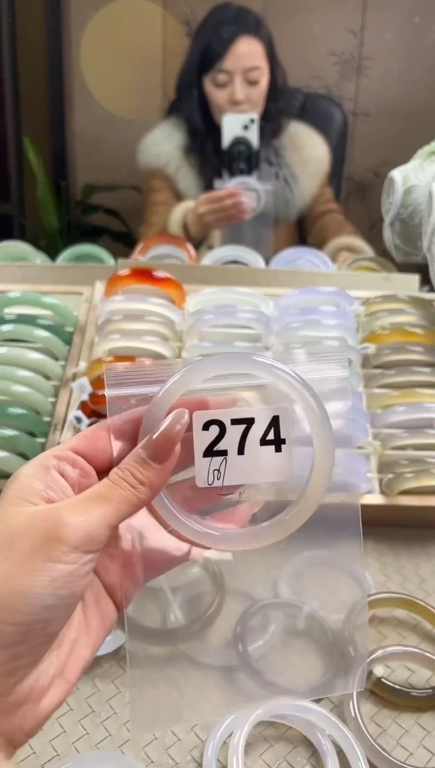 手镯玛瑙/玉髓未镶嵌274