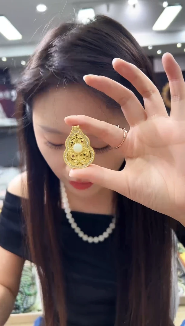 和田玉未镶嵌吊坠(不含链)(多样性发货）007