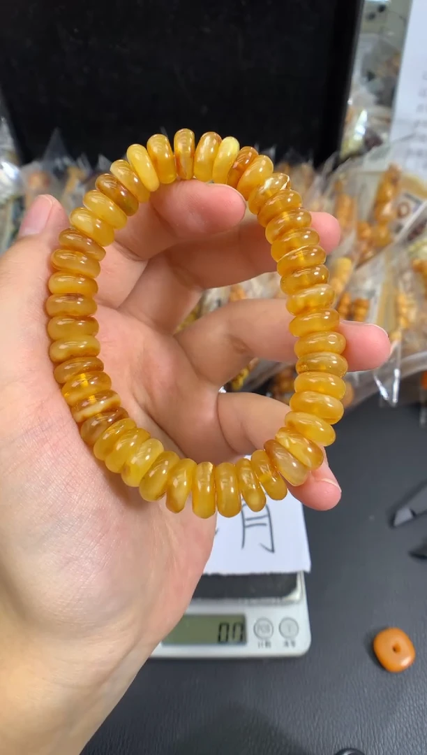 蜜蜡未镶嵌珠宝奇石1