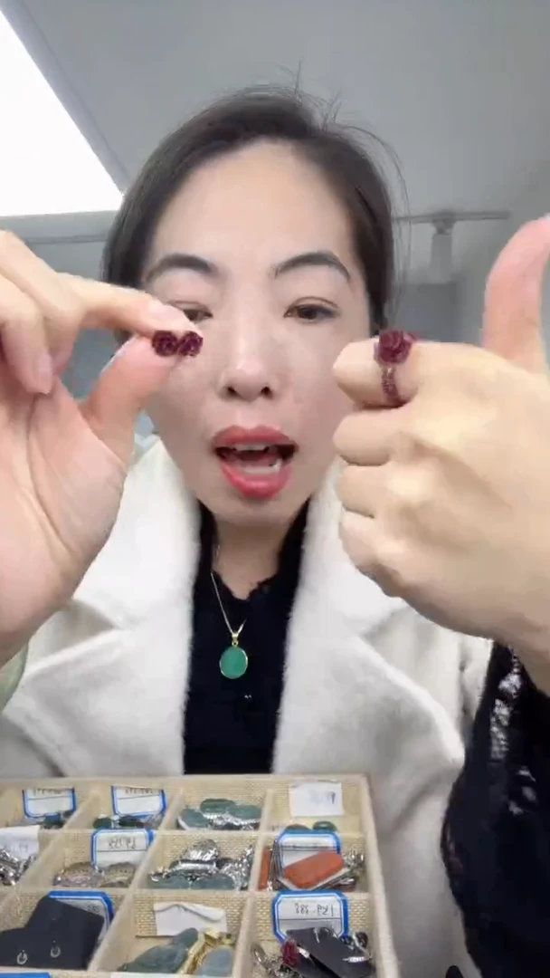 【闪购商品】蔷薇辉石戒指未镶嵌朱砂戒圈+耳钉玫瑰花