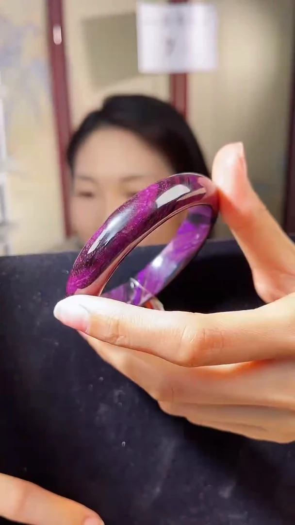 【闪购商品】苏纪石（舒俱来）手镯（圈口59）未镶嵌