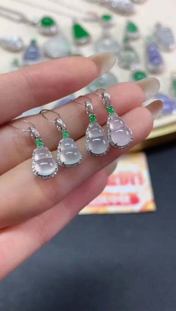 吊坠(不含链)18K金镶嵌翡翠吊坠(不含链)|1380多样性发其一