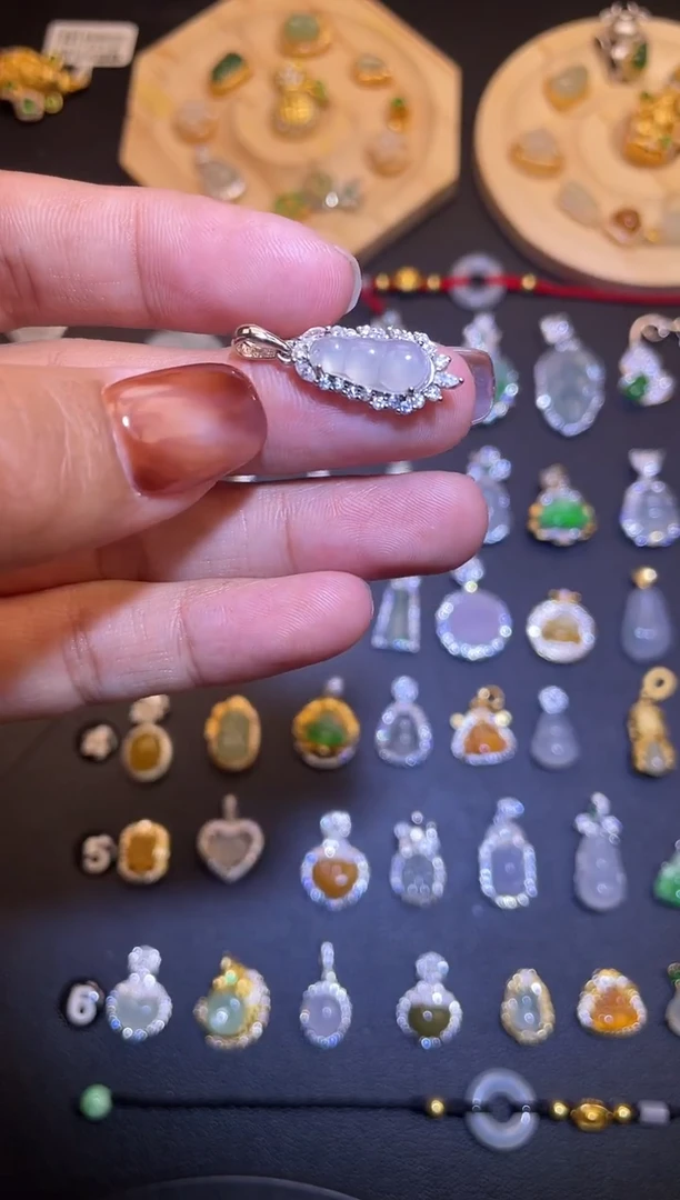 吊坠(不含链)银S925镶嵌翡翠1