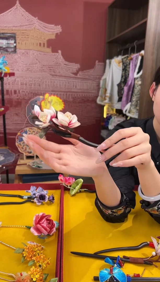 【闪购商品】刺绣非遗绒花（发饰）