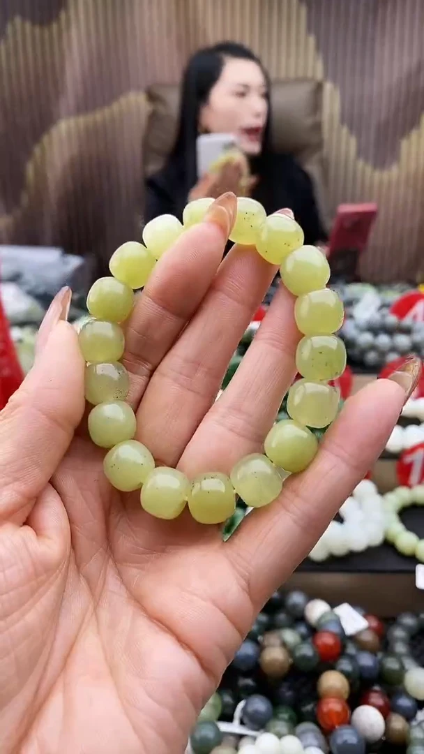 未镶嵌手串和田玉老型冰黄口点墨青花12