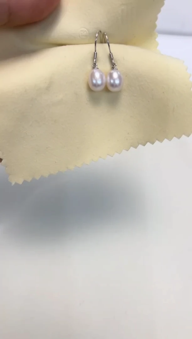 银S925镶嵌淡水珍珠耳饰耳钩