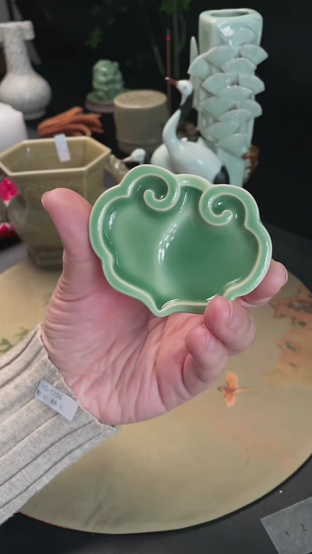 龙泉青瓷茶杯茶器摆件花器.3