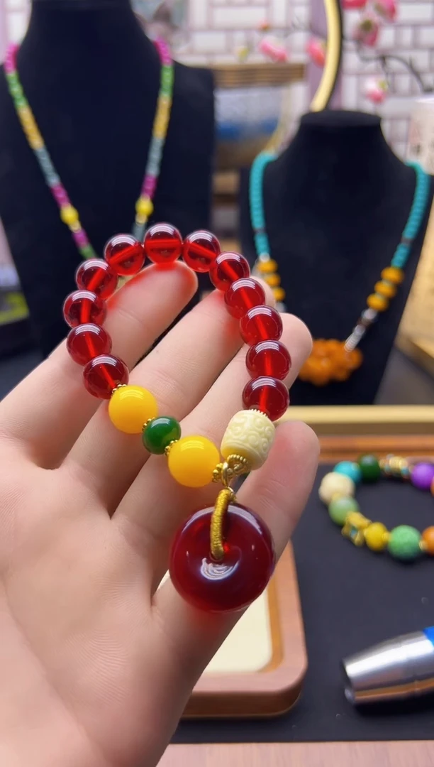 【闪购商品】血珀耳饰14K金镶嵌S48