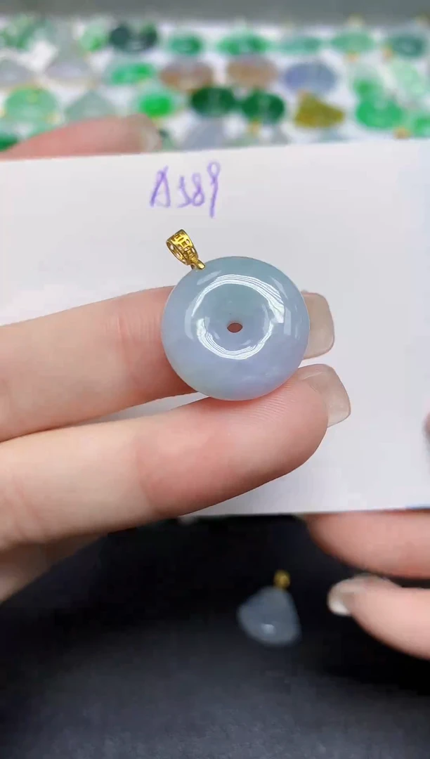 颈饰未镶嵌翡翠天然缅甸翡翠A货翡翠百元以上9元证书费自理