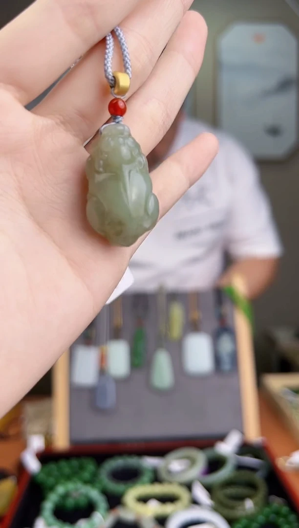 颈饰未镶嵌和田玉多样性发货 拍一单发一个