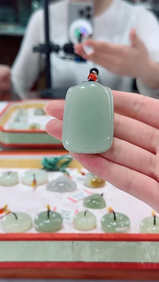 吊坠(不含链)未镶嵌和田玉天然精品和田玉 无事牌 吊坠