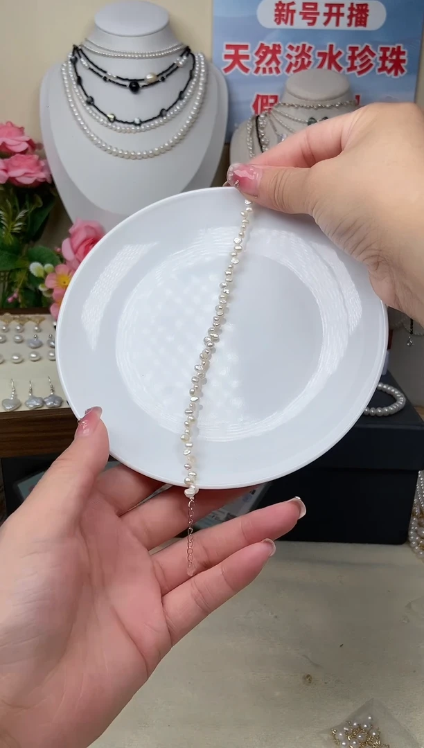 淡水珍珠银S925镶嵌颈饰----