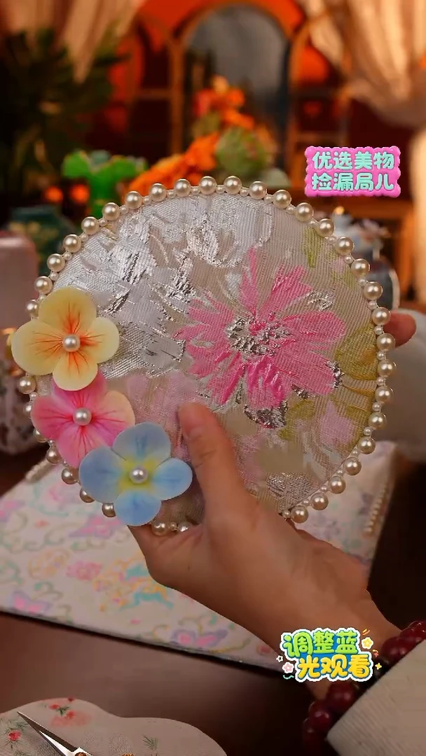 Miss甜甄选家居好物推荐--手工钉珠三色蝴蝶兰茶席