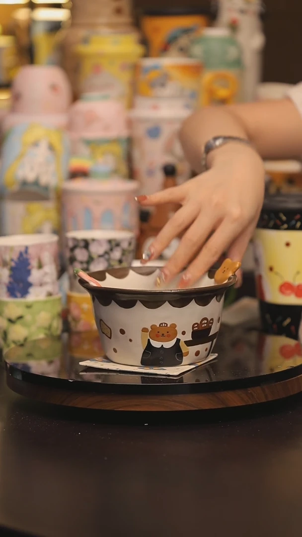 景德镇釉下彩绘设计师款式陶瓷