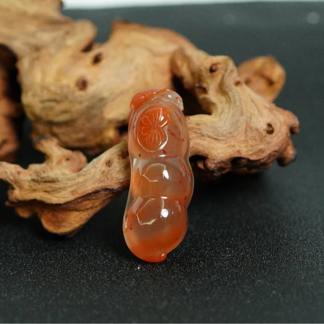 南红豆子吊坠 AK122735