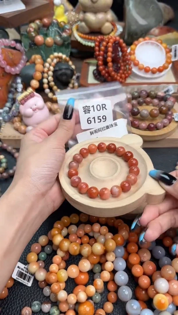 【闪购商品】石英质玉手链未镶嵌10R6159