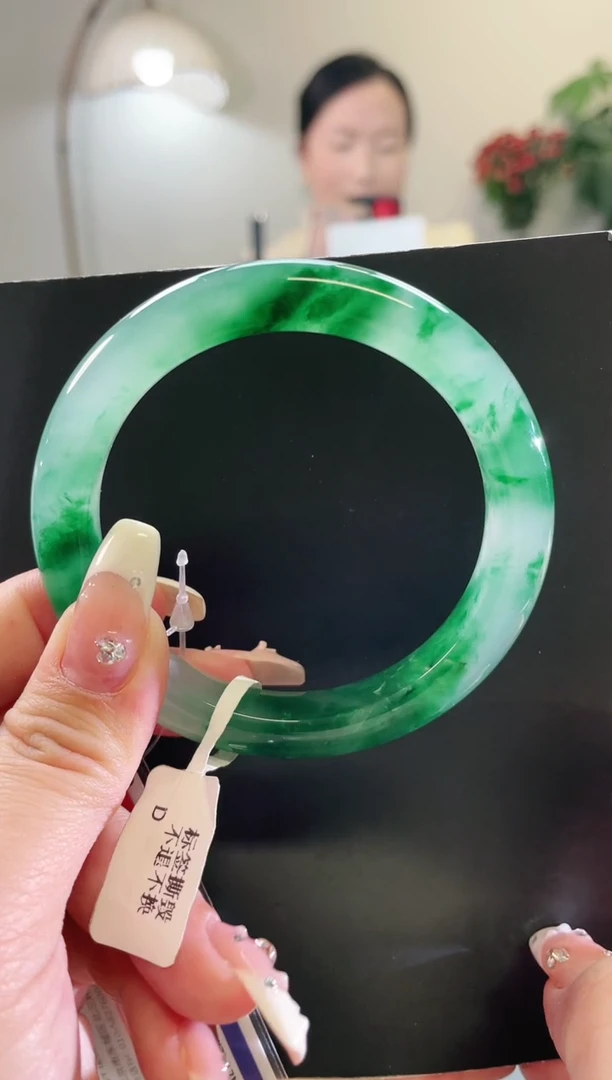 未镶嵌手镯石英质玉58-59圈口