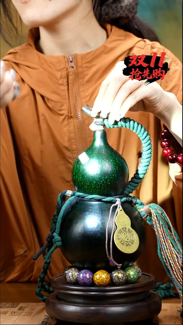 XY086藏绳款酒葫芦不包手串