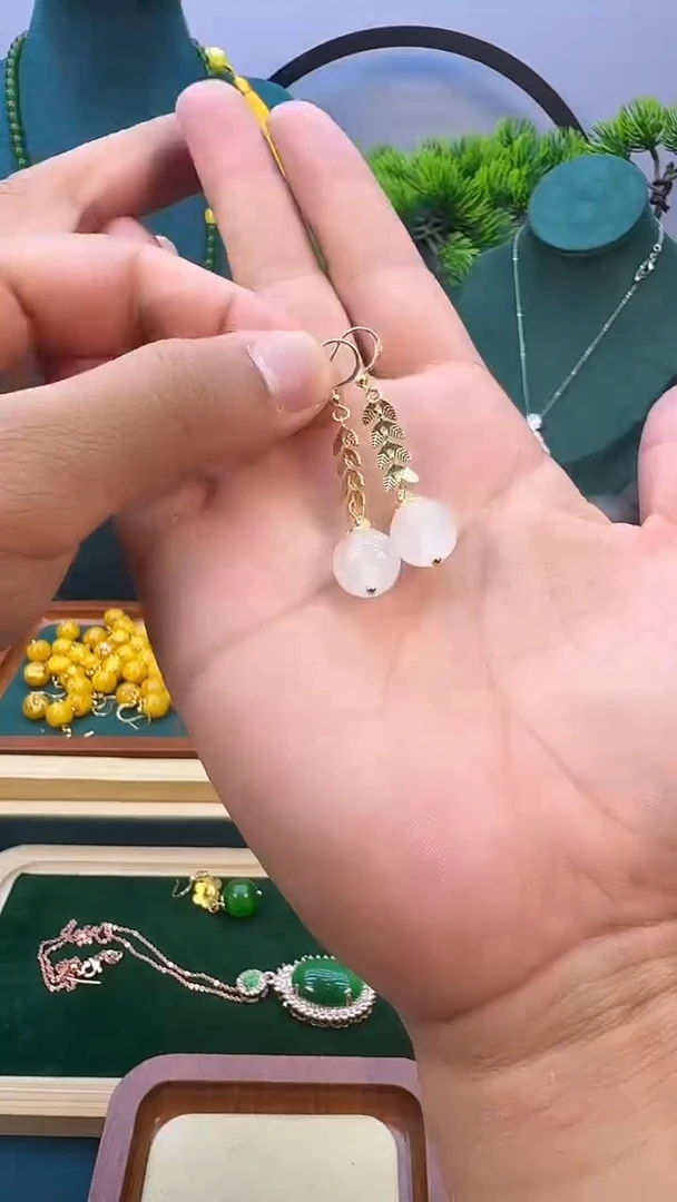 和田玉14K金镶嵌耳饰E376