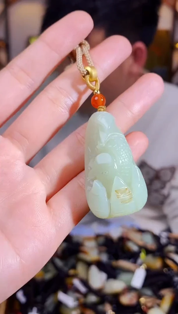 【闪购商品】和田玉颈饰未镶嵌1