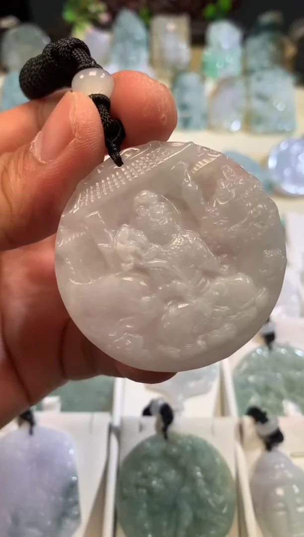 翡翠未镶嵌颈饰4/18/082