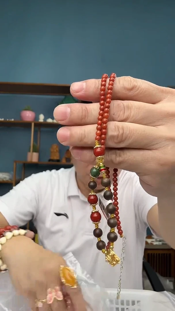 玛瑙/玉髓颈饰未镶嵌18配链