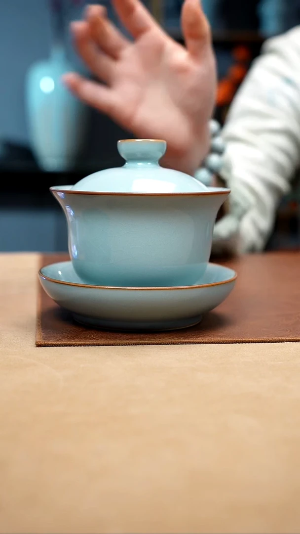 【闪购商品】摆件微瑕天青元宝盖碗