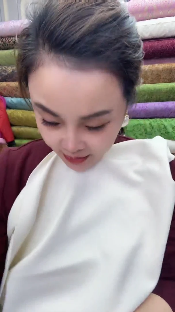 57号米白色兔羊绒1.1米