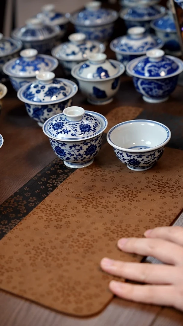 春风缠枝盖碗＋压手111111