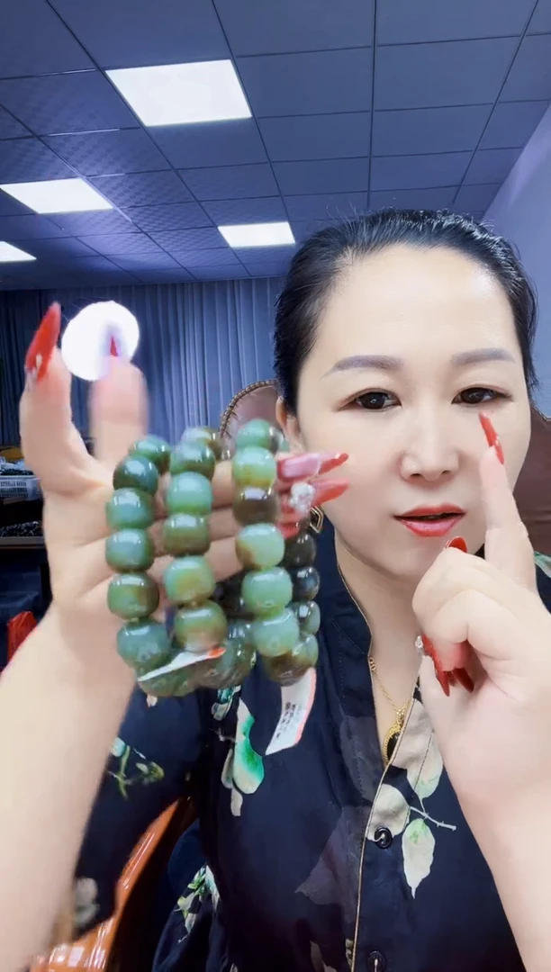 手串未镶嵌和田玉纯天然和田玉新疆且末带糖皮16多样性拍一发一