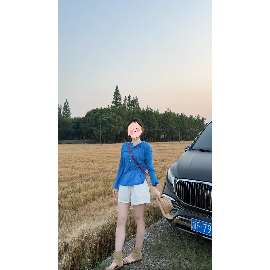 夏季松弛感薄款宽松显白克莱因蓝长袖套头防晒罩衫白色短裤套装女