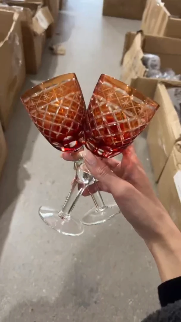 【闪购商品】如图两只（南瓜色调）