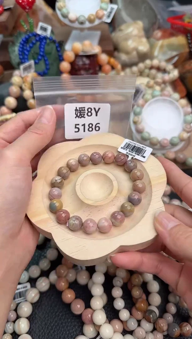 【闪购商品】石英质玉手链未镶嵌8Y5186