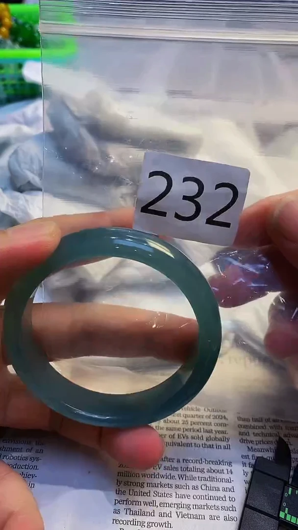 颈饰未镶嵌翡翠002025101400232