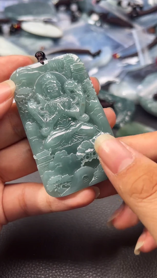 【闪购商品】翡翠颈饰未镶嵌吊坠