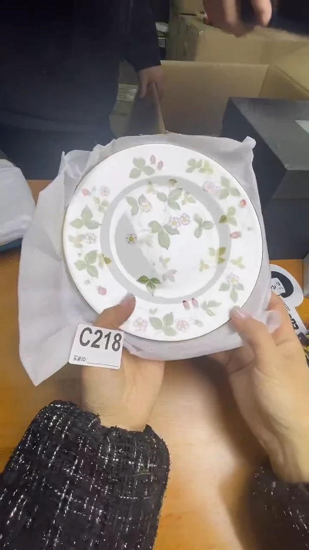 瓷片C218默认微瑕，谨慎参拍威基伍德2客