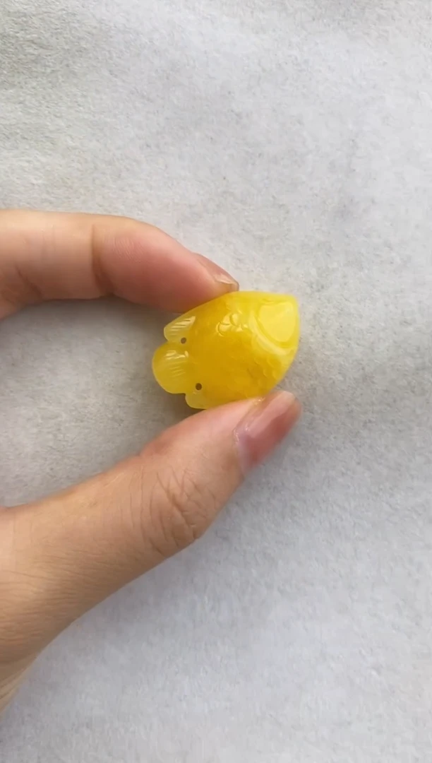 未镶嵌琥珀裸石10703038-吊坠