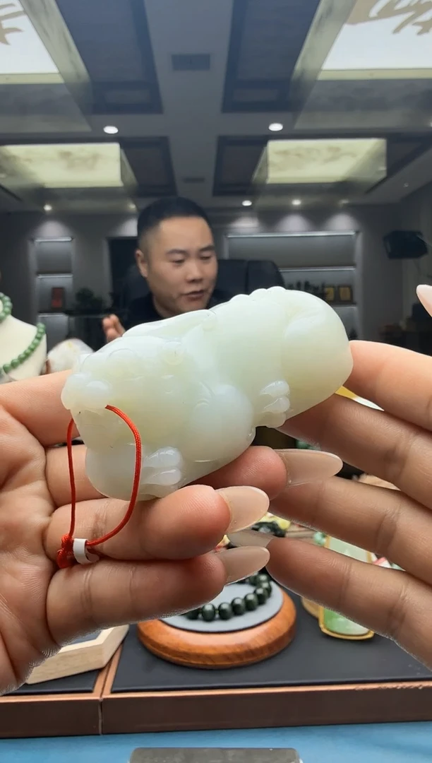 未镶嵌和田玉把件qm